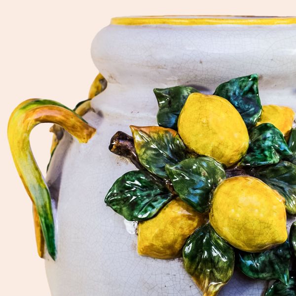  ROUNDED VASE IN CRACKLED WHITE WITH LEMONS AND LEAVES CM.52H 